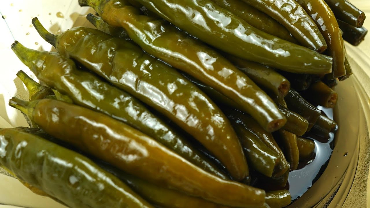 고추장아찌, 매콤 짭짤한 청양고추장아찌 황금 레시피✔️ 고추의 알싸한 매운맛과 간장의 짭짤함이 만나 맛깔나고 얼큰한 최고의 맛 환상의 조화