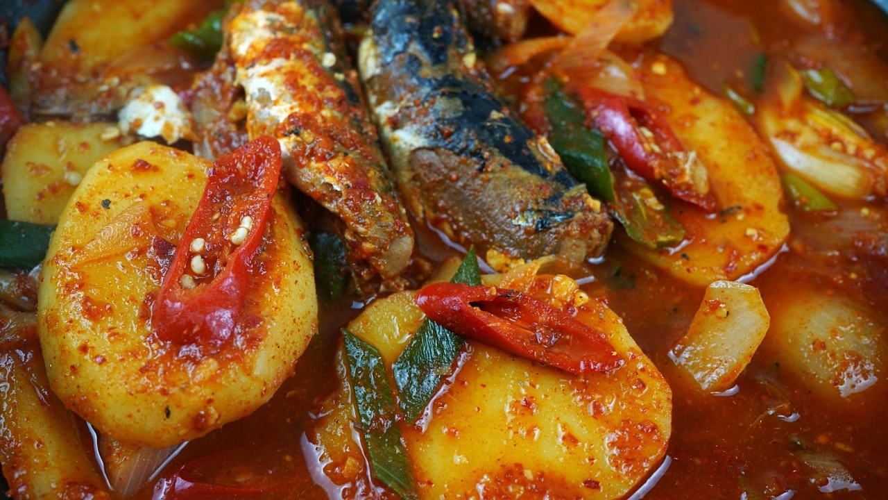 감자 넣었더니 비린내가 사라졌어요 | 통조림 고등어찌개🔥