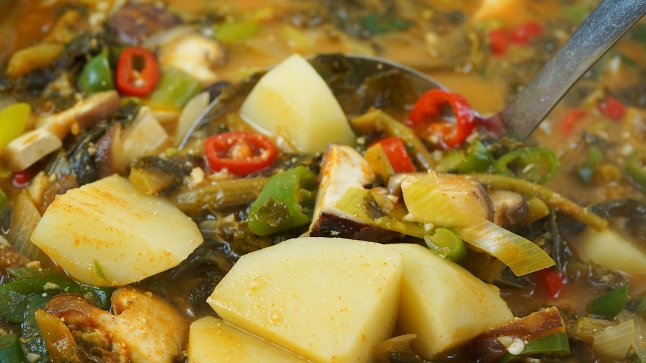 감자 시래기 된장국 | 찬밥도 말아먹게 되는 그 맛